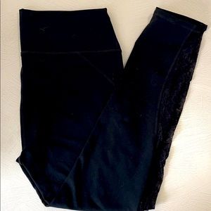 Fabletics high waisted power hold leggings